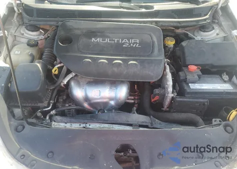 2015 Dodge Dart Limited z USA, uszkodzony, nr VIN 1C3CDFCB8FD242042